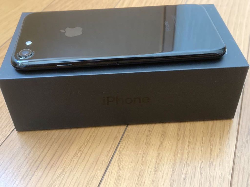 Apple iPhone iPhone7 ジェットブラック 128GB / au / simロック解除