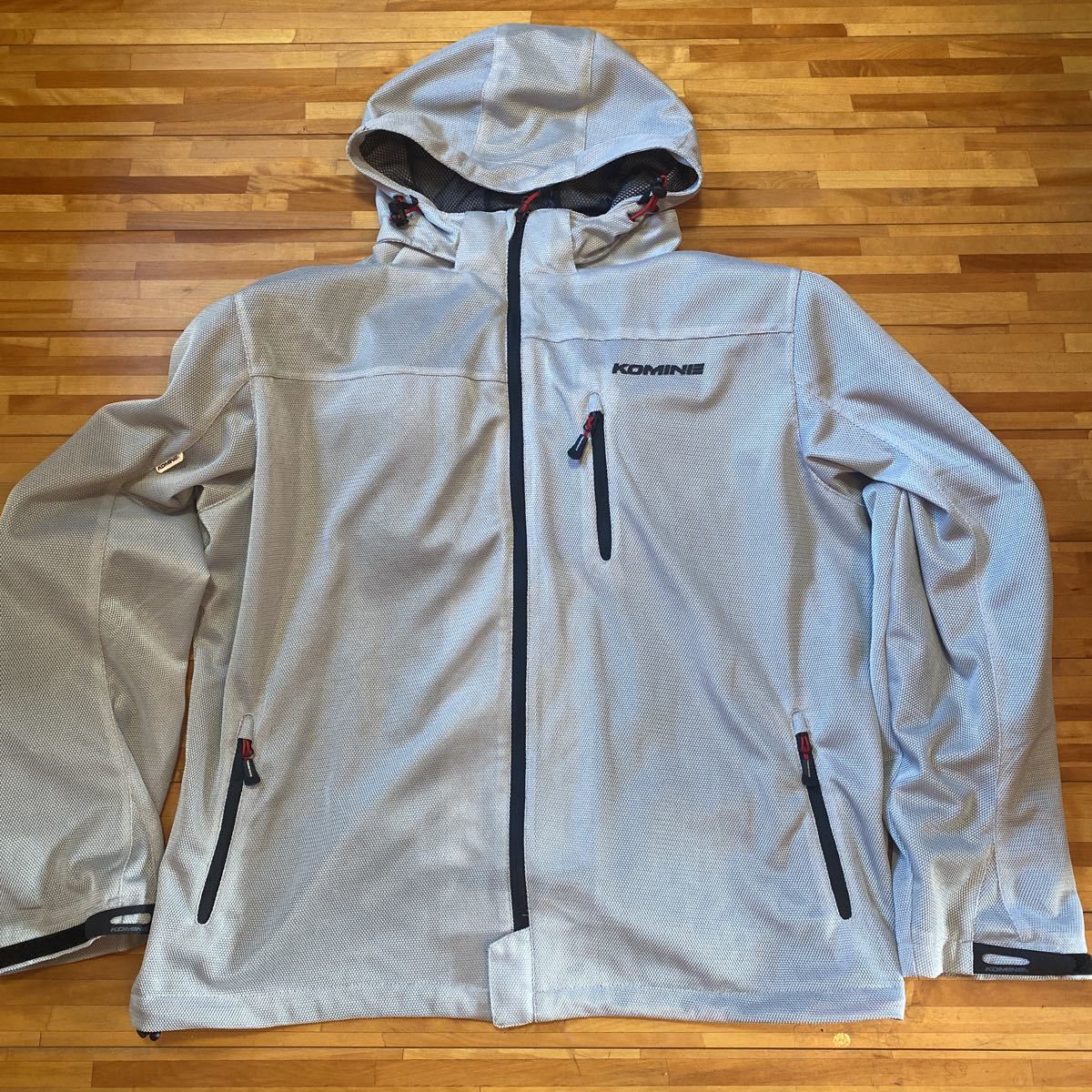 極美品 KOMINE JK-087 プロテクト ライディング フルメッシュ パーカ ５XLB シルバー ビッグサイズでこのカラーはレアです