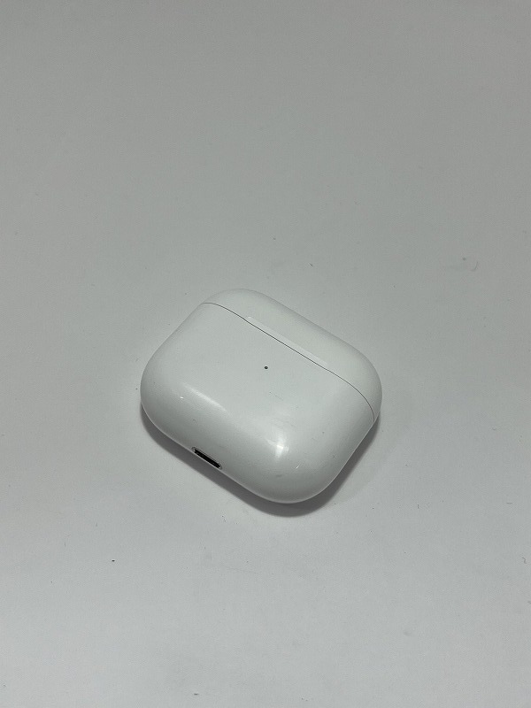 Apple アップル AirPods 第三世代 第3世代 A2566 充電ケース Bluetooth USED 中古 (R507C4