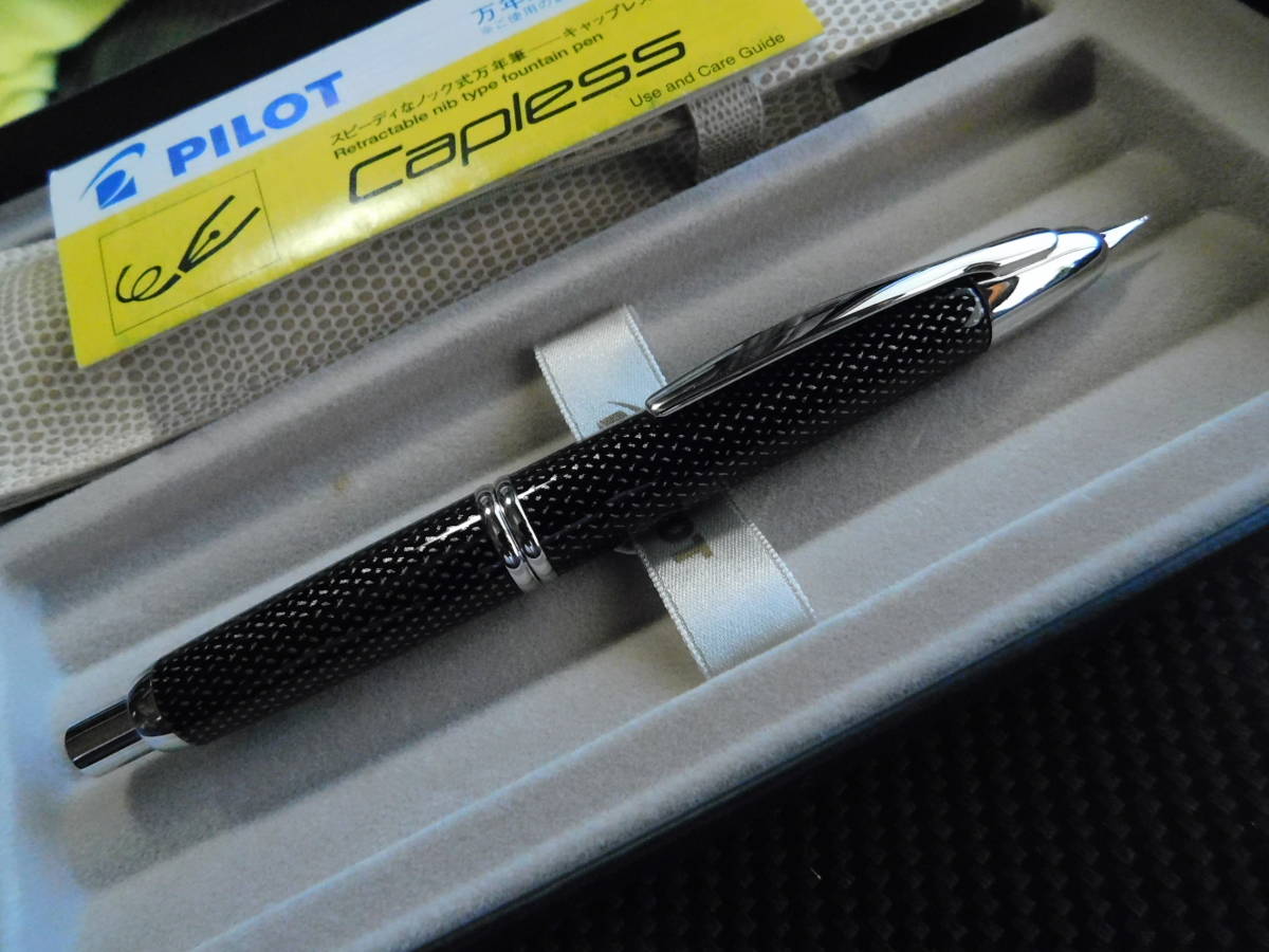 PILOT 18金WG 万年筆 CUSTOM STERLING SILVER PILOT 18金WG 万年筆 CUSTOM STERLING SILVER