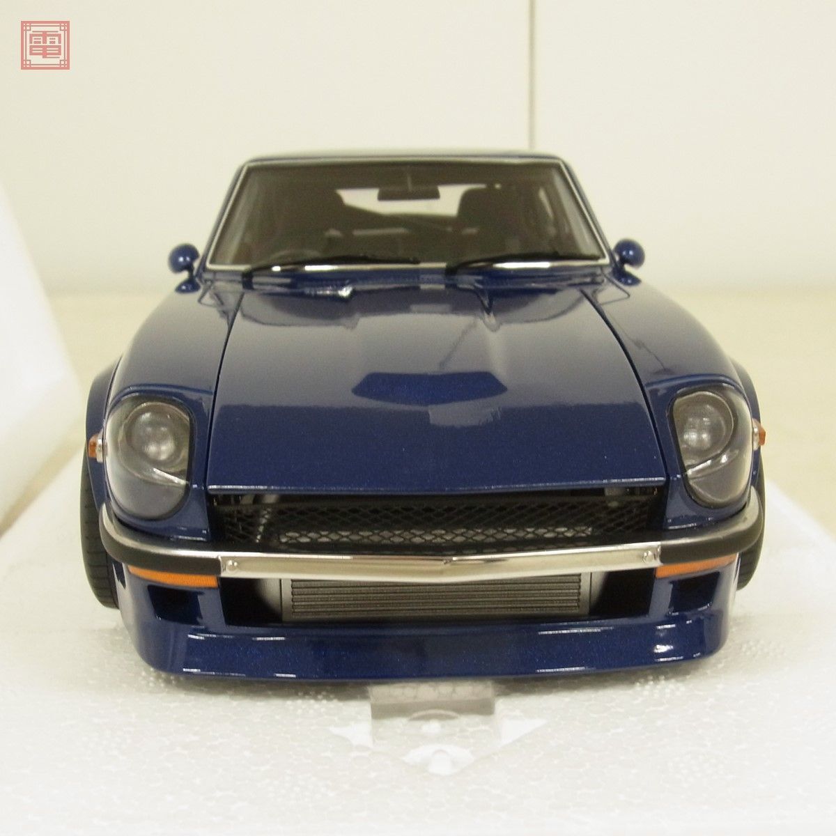 オートアート 1/18 日産 フェアレディZ S30 湾岸ミッドナイト 悪魔のZ