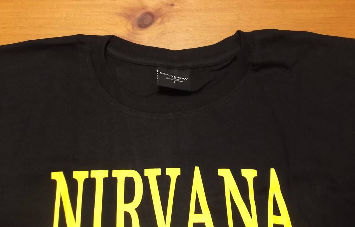 新品【NIRVANA】ニルヴァーナ スマイリー スマイル 両面 プリント T 