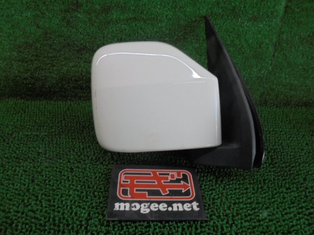 4ET8511 JC5)) ダイハツ ハイゼット カーゴ S321V/S331V 中期型 ターボ 純正 電格サイドドアミラー右　8230