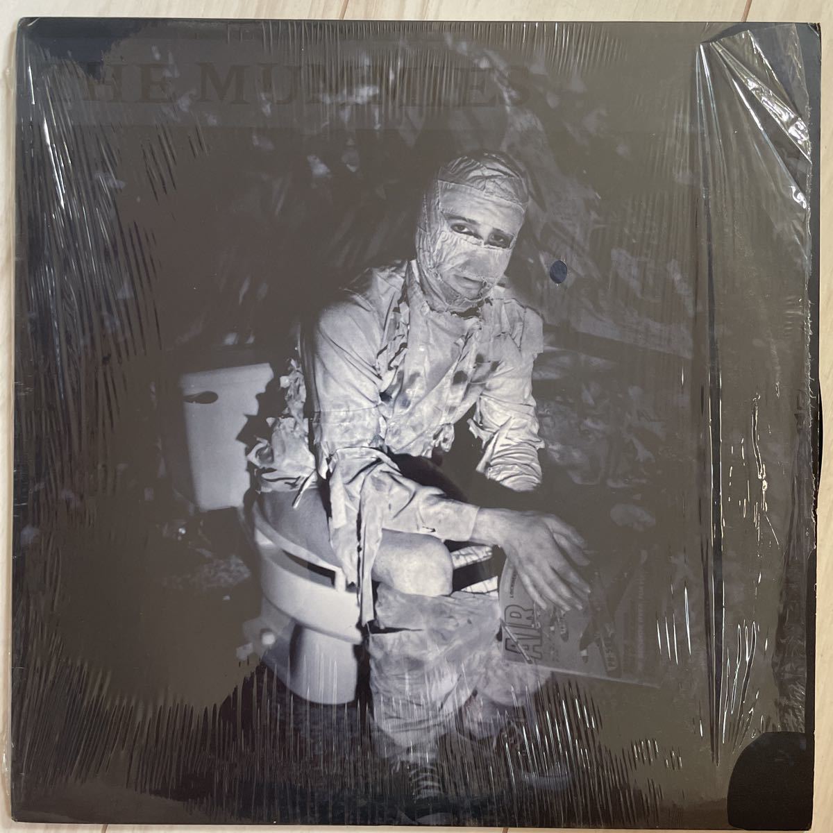 On Runnin' Empty The Mummies Volume One – THE MUMMIES 0 | Vinyl