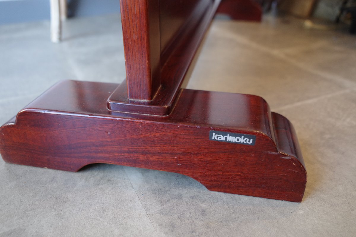 ○カリモク 梅の透かし柄の衝立 ついたて 艶のよい赤茶色の木目 レトロ