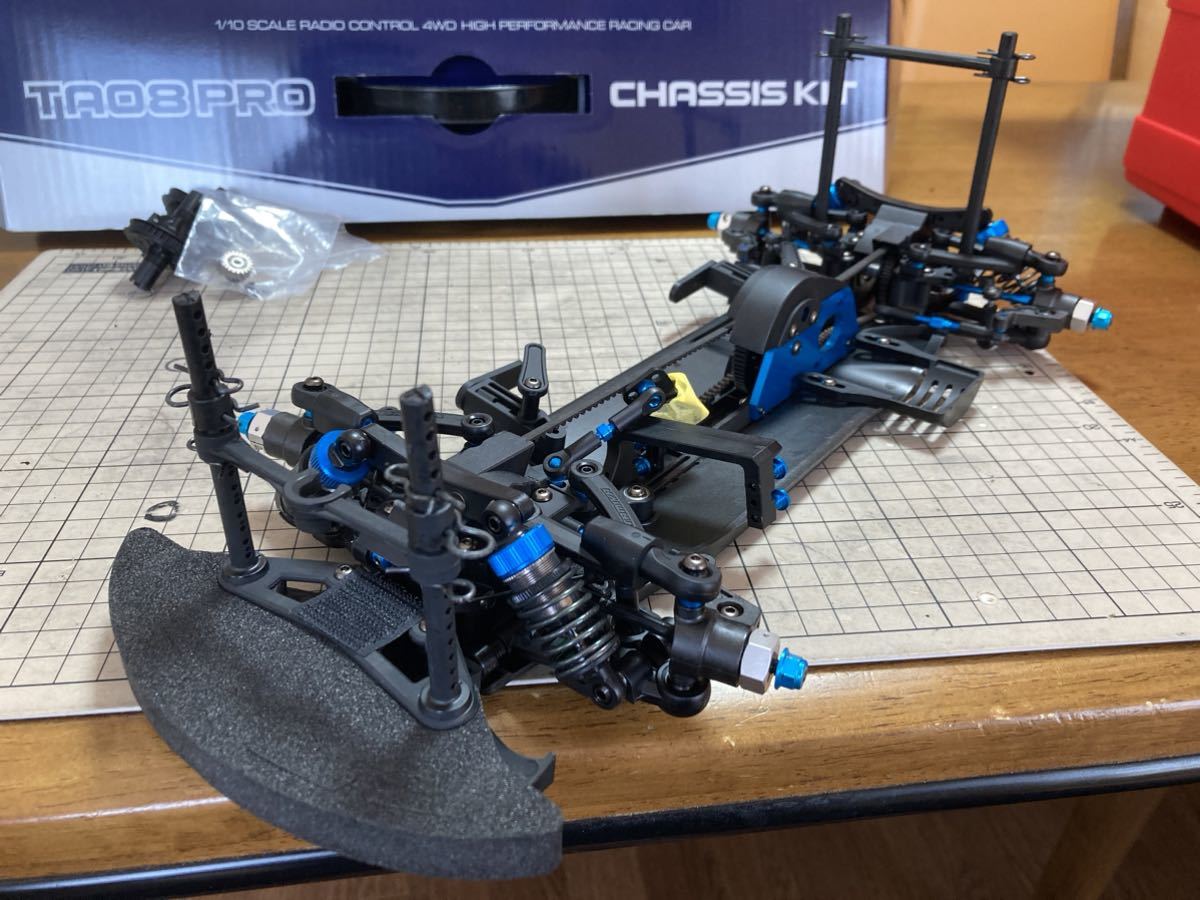 16 タミヤ TA08 PRO 中古 おまけタイヤ、ボディつき 16 タミヤ TA08