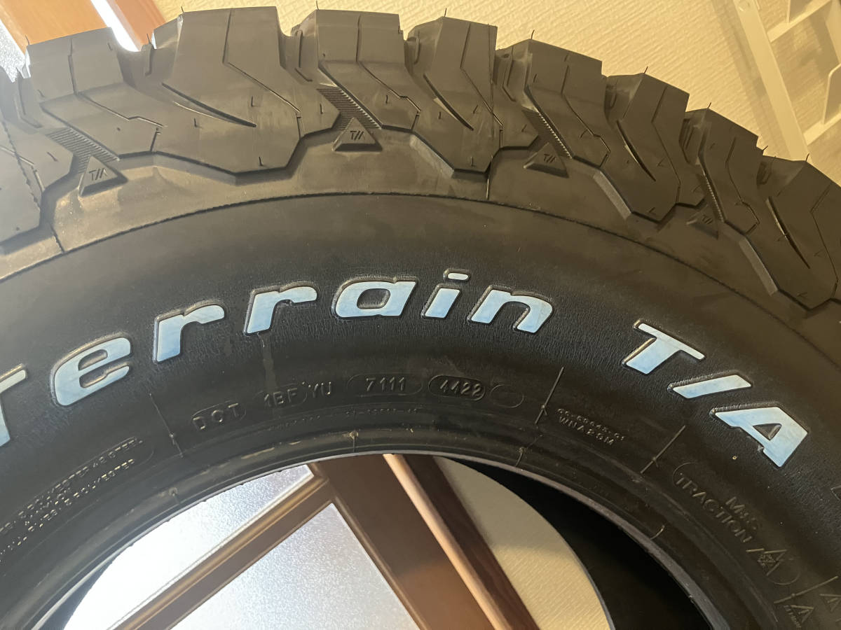 ☆ 新品同様 BFグッドリッチ BFGOODRICH 285/75R16 2本セット