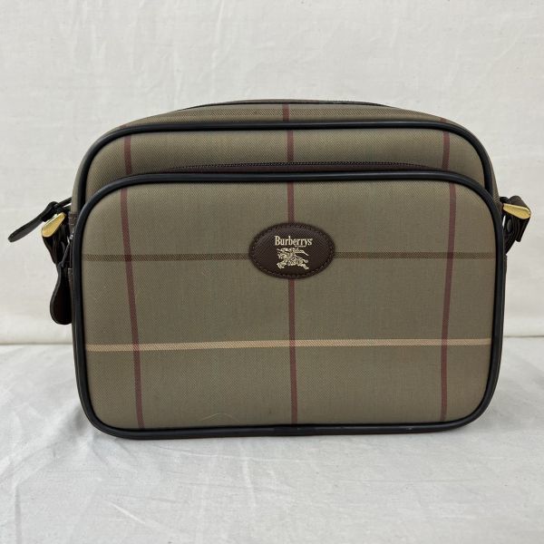 P211-H11-665 Burberrys バーバリー ショルダーバッグ ファッション ブランド まち約7cm 高さ約18.5cm 横幅約24.5cm