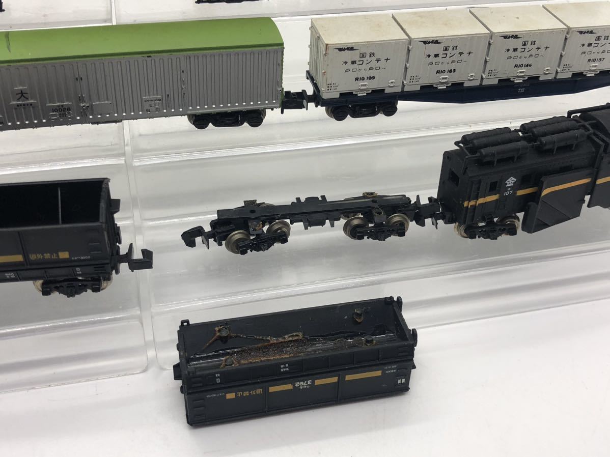 Nゲージ 貨物列車 ストラクチャーまとめて＋動力車 ジャンク 同封不可 Nゲージ 貨物列車 貨車 まとめ まとめて ジャンク 1円〜(貨物