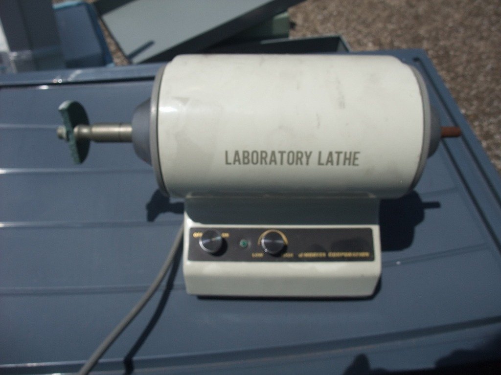 歯科技工士の道具　モリタ　LABORATORY LATHE LL-1　研磨機　　　(^00WH04D