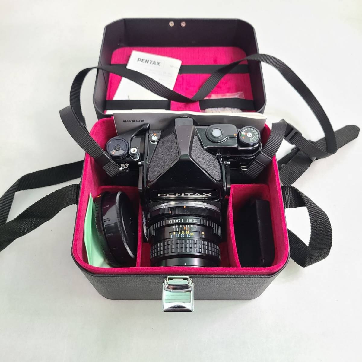 105mm PENTAX 0 F2.4 ペンタックス | SMC : TTL 中判カメラ f2.4 