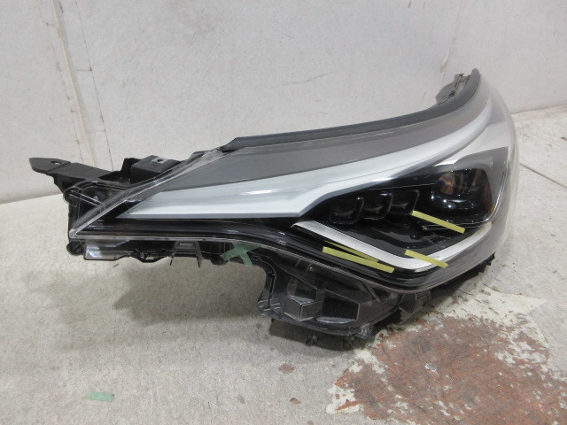 ゆかり美品　トヨタ C-HR 純正 LED ヘッドライト 左右セット トヨタ C-HR ZYX11 後期 純正 LED 左ヘッドライト トヨタ C-HR ZYX10