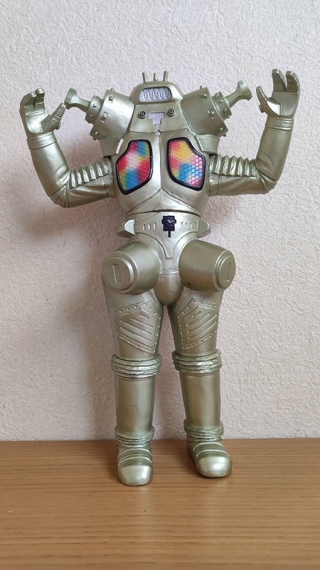 1967 2001 円谷プロ キングジョー ソフビ 非売品 (ウルトラセブン