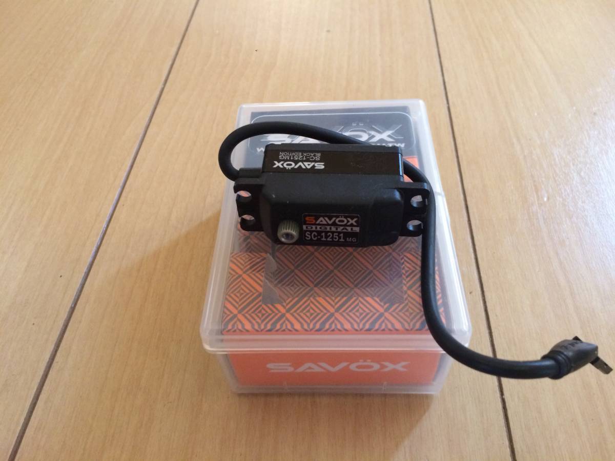 SAVOX SC-1251MG Black Edition ロープロサーボ 美品