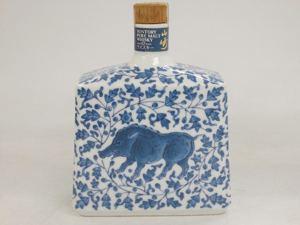 サントリー 山崎12年 ピュアモルト 有田焼 染付牡丹唐草亥絵 600ml 43  