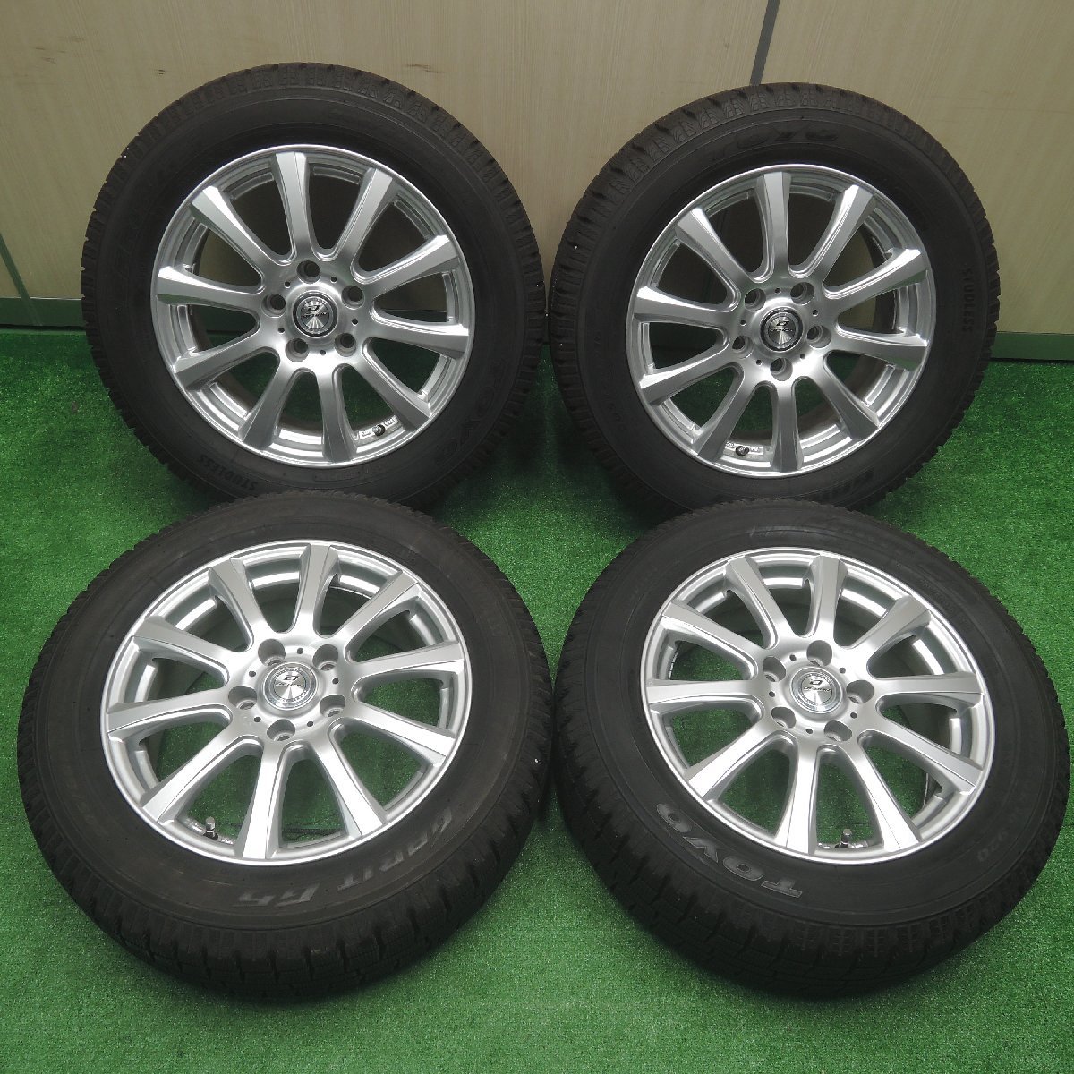 TOYOTA CROWN クラウン 純正 アルミホイール バリ山 YOKOHAMA 夏タイヤ