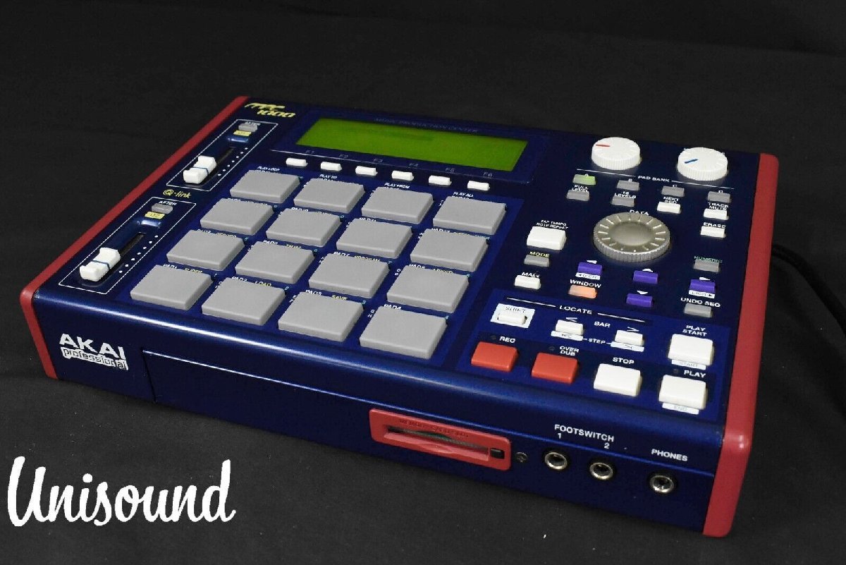 Akai アカイ MPC1000 Professional Music Production Center