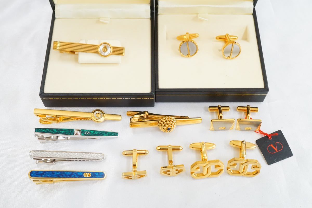 B384 dunhill/YSL/GIVENCHY他 ブランド タイピン カフス 10点セット アクセサリー 大量 まとめて おまとめ まとめ売り メンズ スーツ(タイピン)｜売買されたオークション情報、yahooの商品情報をアー その他