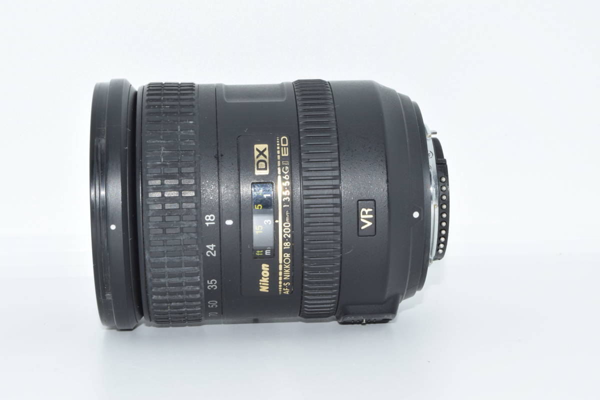 ☆極上品☆ニコン Nikon AF-S DX NIKKOR 18-200mm F3.5-5.6G