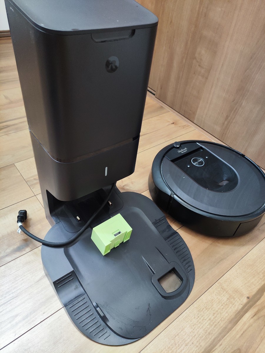 ジャンク】ルンバ i7+ & グリーンベース付 iRobot Roomba