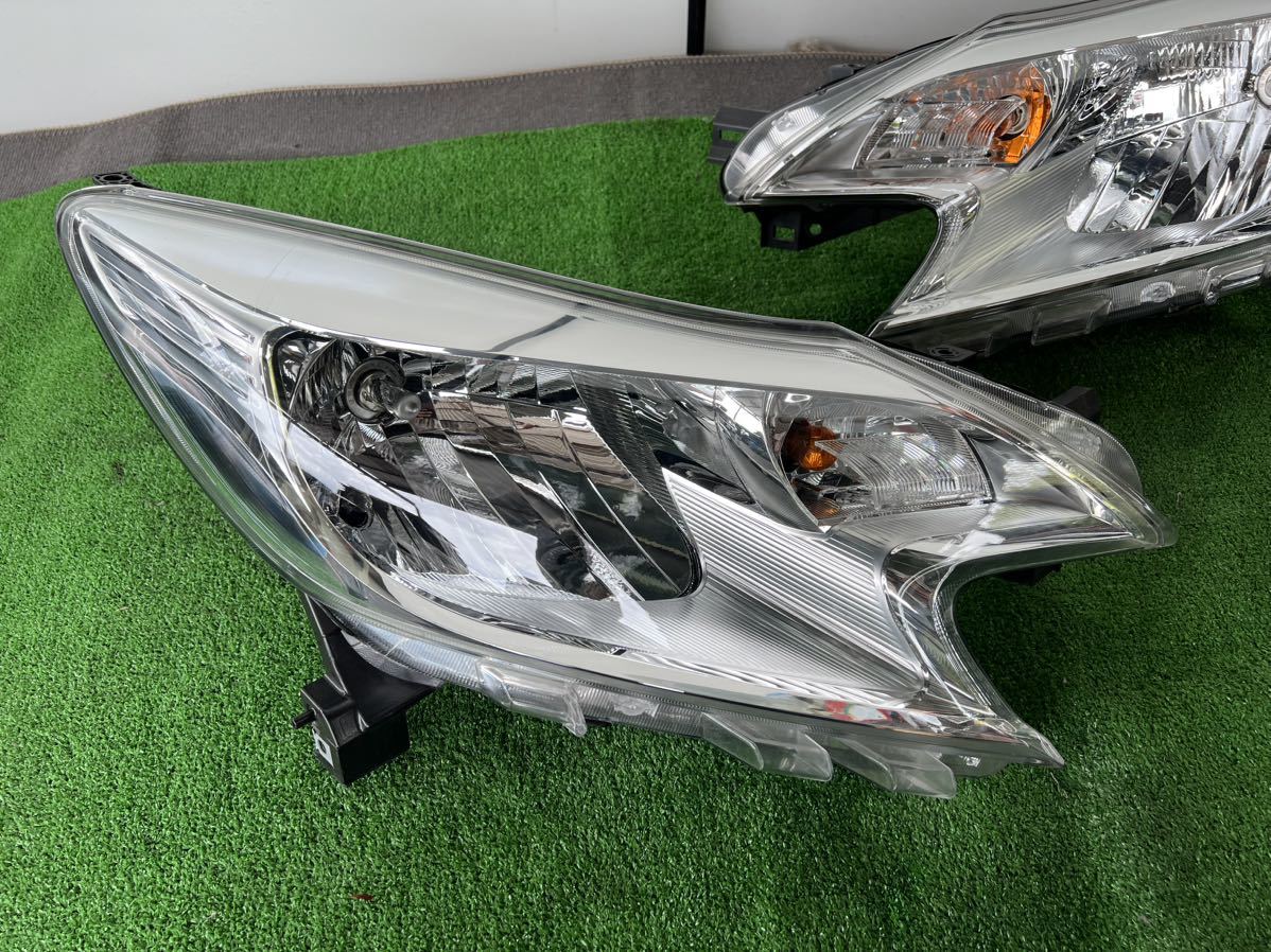日産E12 ノート ハロゲン左右 ヘッドライト ヘッドランプ セット