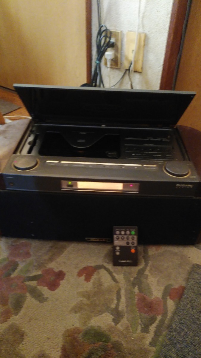 中古品　SONY ソニー コンポ セレブリティ D-3000 オーディオ機器 リモコン付き ソニー SONY