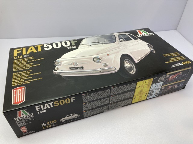 イタレリ 1/12 フィアット 500F IT4703/未開封 ※まとめて取引・同梱不可 [50-4501]