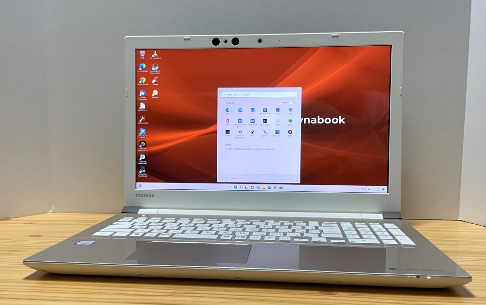 極上Win11☆2018上位機 綺麗 東芝 dynabook T75/G☆第8世代Core i7