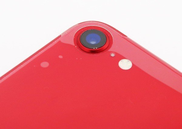 ◇新品同様【docomo/Apple】iPhone SE 第2世代 64GB SIMロック解除済