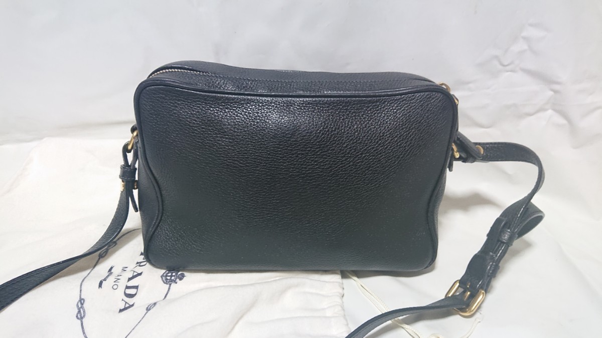 正規品PRADAプラダ 美品ヴィッテロダイノレザーショルダーバッグ 