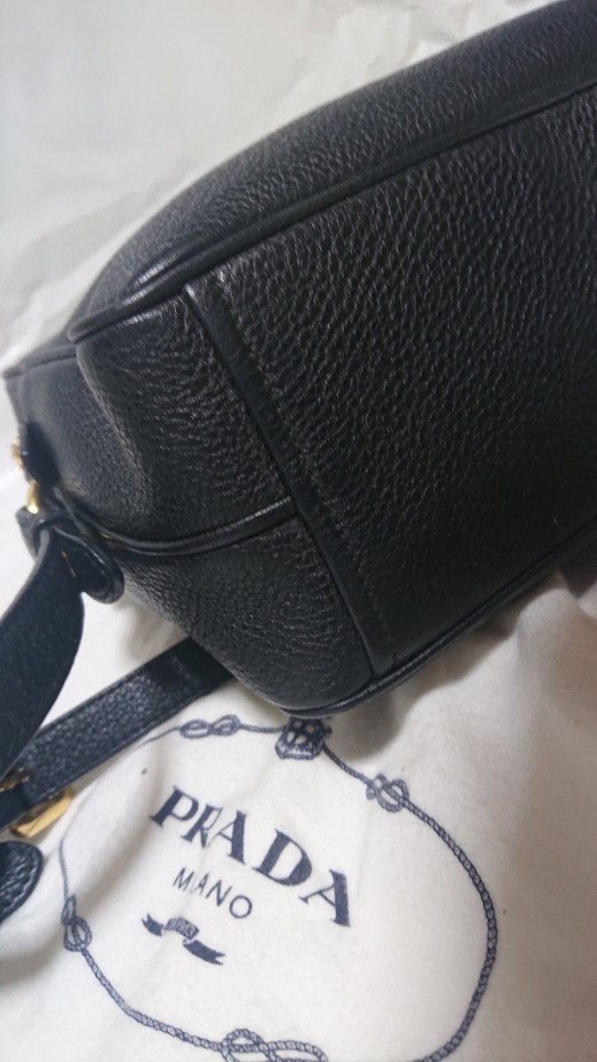【極美品✨】PRADA プラダ　ボディバッグ　VITELLO DAINO 黒 正規品PRADAプラダ 美品ヴィッテロダイノレザーショルダーバッグ