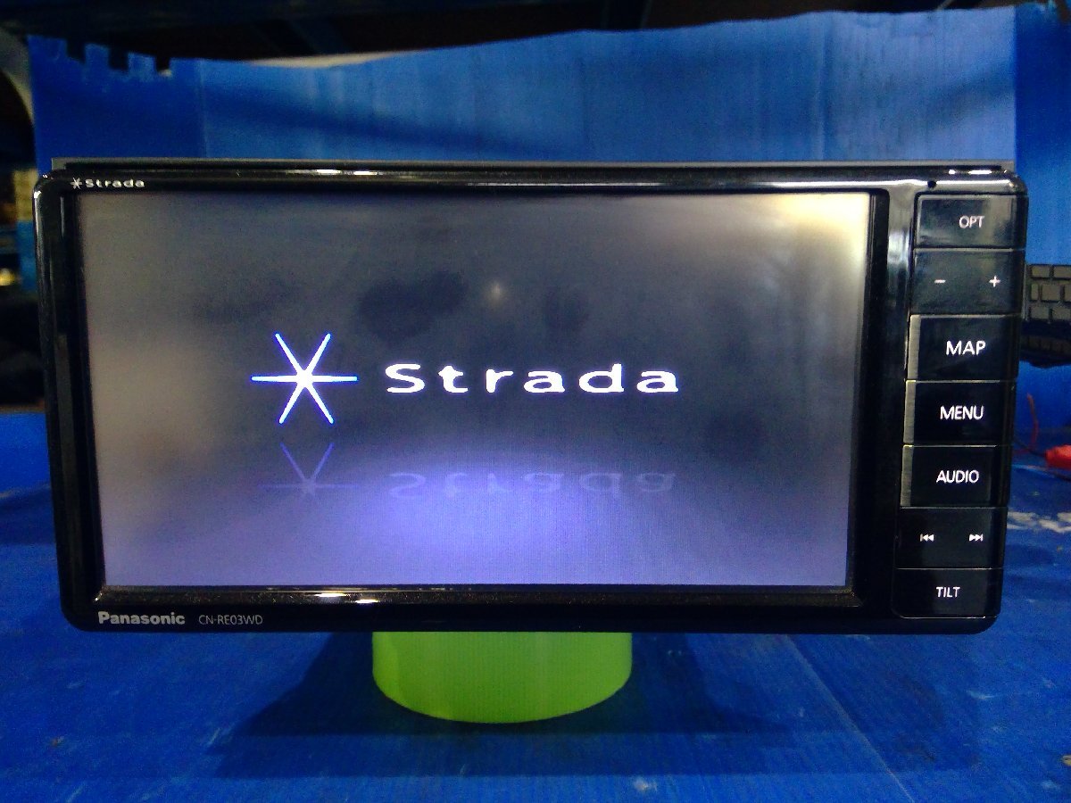 パナソニック(Panasonic) カーナビ ストラーダ CN-RE03WD パナソニック 