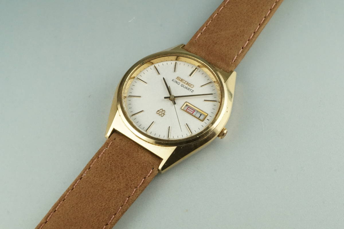 1979年製/稼働品　セイコー キングクォーツ 9923-8050　26ト402 セイコー キングクォーツ 9923-8060 ツインクォーツ 金色 デイデイト