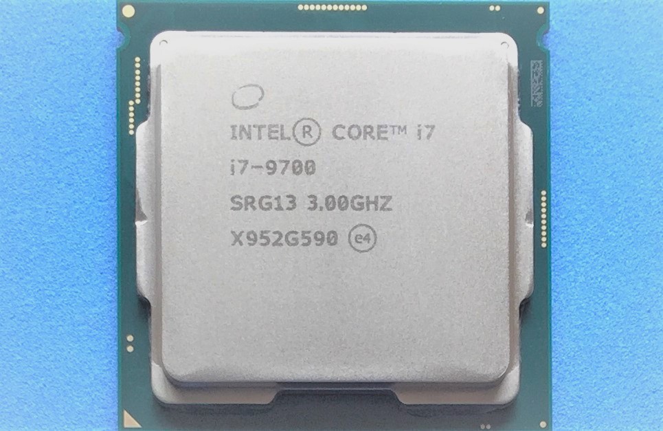 Intel Core i7-9700 たおる 動作確認済み