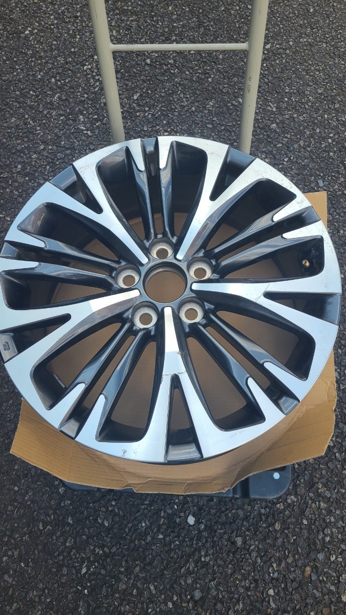 ヤリスクロス 純正アルミホイール18インチ Zグレード 1本