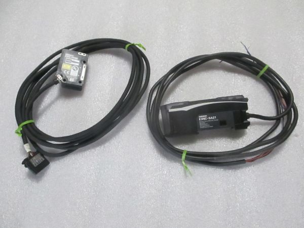 E3NC-SH100　ＣＭＯＳレーザセンサ　+　E3NC-SA21　アンプユニット　セット ①　オムロン　OMRON