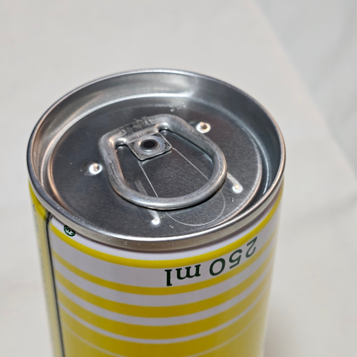 80年代 スチール缶 昭和レトロ メローイエロー mello yello プルタブ缶
