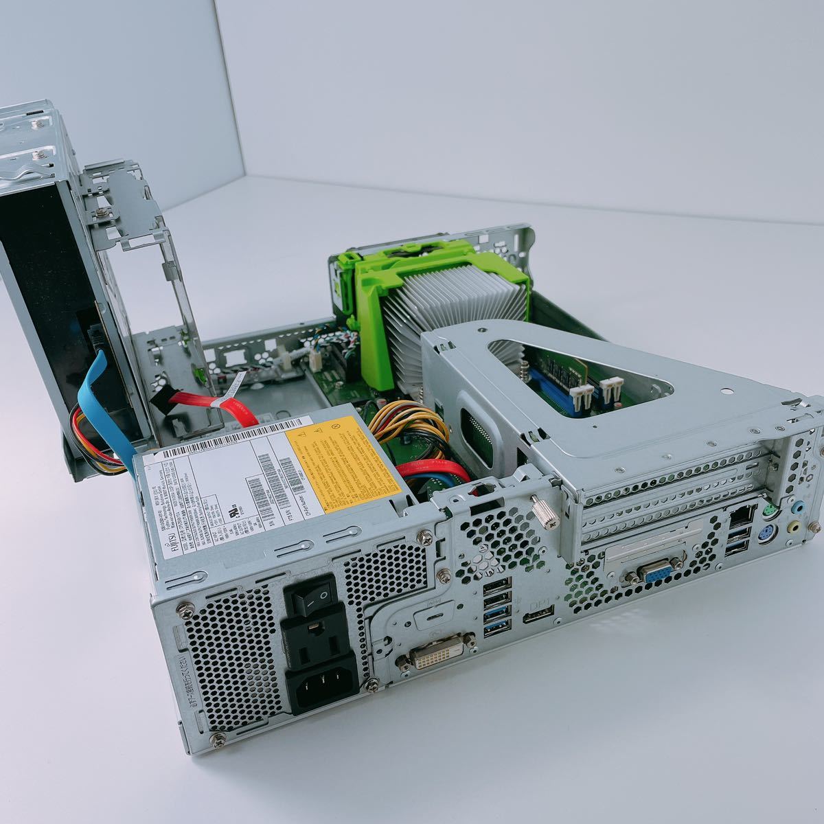 富士通 ESPRIMO D588/CX Core i5 9400 RAM 8GB HDD 無し 本体 第9世代 D588