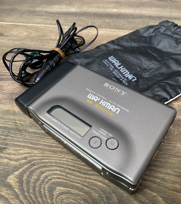 通電確認済】SONY ウォークマン WM-F701C カセットプレーヤー ラジオ SONY WALKMAN】WM-F701C ポータブルカセットプレーヤー カセット