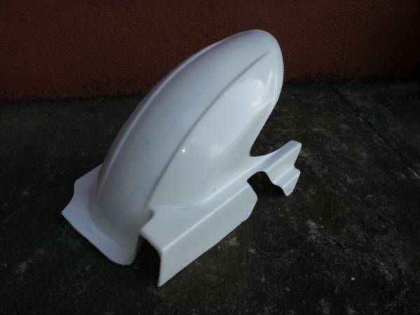 YAMAHA・XJR1300/XJR1200/リアフェンダ！今回格安スタート！