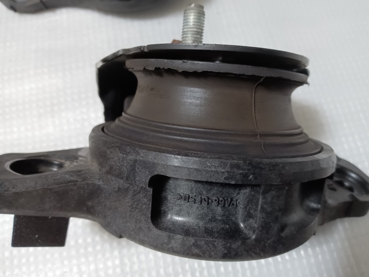 スバル純正 エンジンマウント 左右セット41022FJ010 41022FJ020