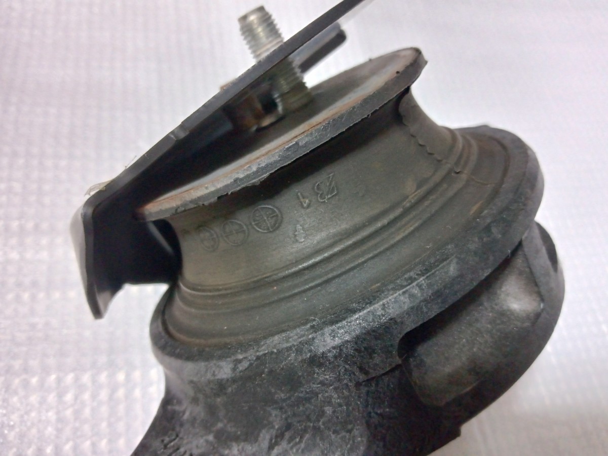 スバル純正 エンジンマウント 左右セット41022FJ010 41022FJ020