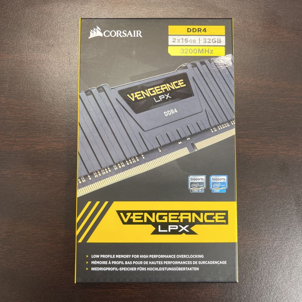CORSAIR DDR4 2x16GB 3200MHz VENGEANCE CMK32GX4M2E3200C16コルセア 