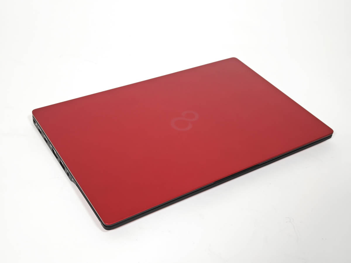 富士通 ノートPC (CPU 第12世代 Core i7 1255U / RAM 16GB / SSD 1TB