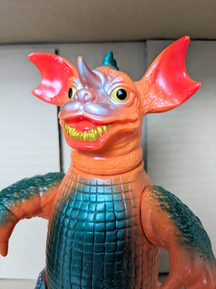 バンダイ バラゴン 東宝怪獣シリーズ BANDAI ブルマァク ゴジラ ソフビ