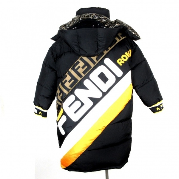 フェンディ FENDI ダウンコート サイズS FAA423 A6JA フェンディマニア