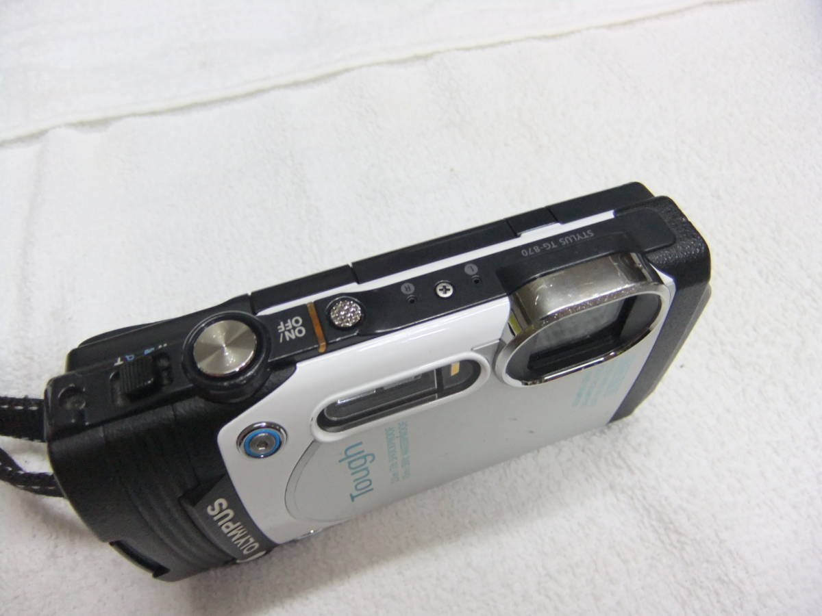 オリンパス OLYMPUS STYLUS Tough TG-870 ホワイト 防水 1600万画素