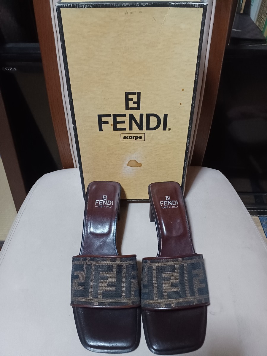 FENDIフェンディ ズッカ柄サンダル ミュール最終値下げ ふ フェンディ