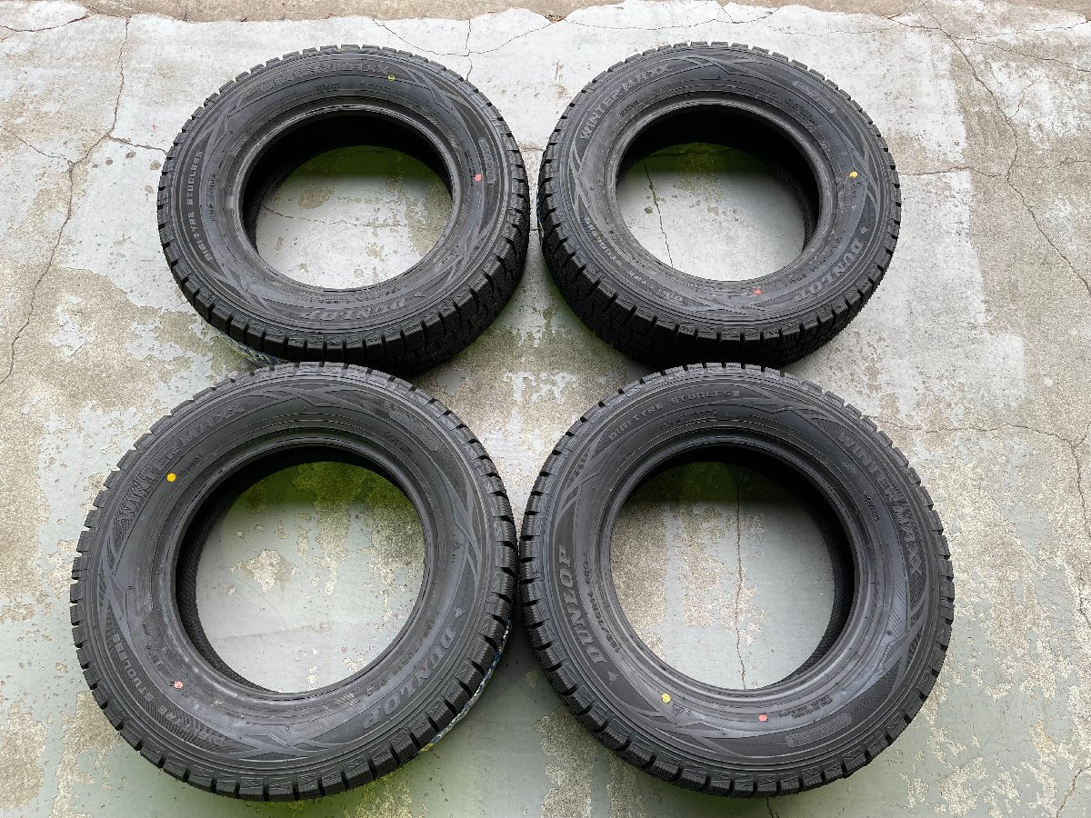トレッド新横浜師岡店 新品アウトレットスタッドレスタイヤ 4本セット 1台分 DUNLOP WINTERMAXX01 185/70R14 2019年製 ,