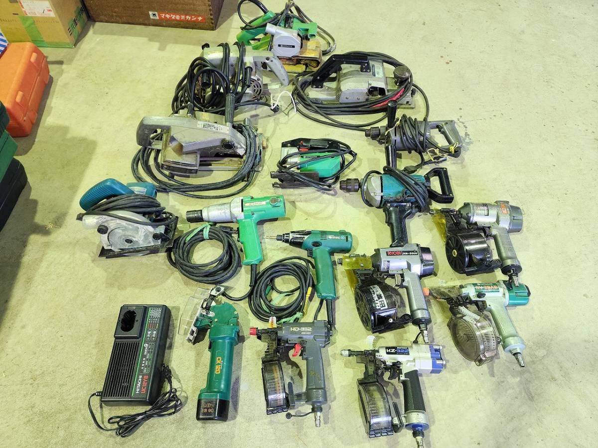 赤字超特価，送料無料 まとめ売り 電動工具 MAKITA HITACHI等 16点 マキタ日立リョービ兼松 インパクト丸鋸カンナ釘打ち機 基本引き取り限定(電動工具セット)｜売買されたオークション情報、yahooの商品情報をアーカ 電動工具セット
